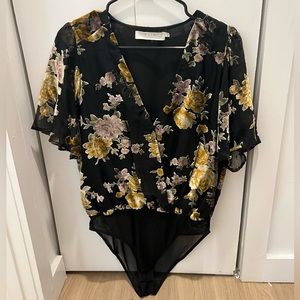 ASTR the label floral body suit